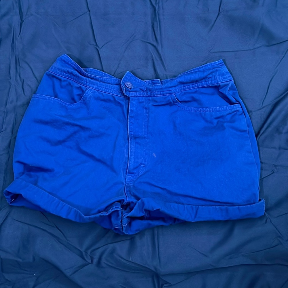 Basic Editions shorts
